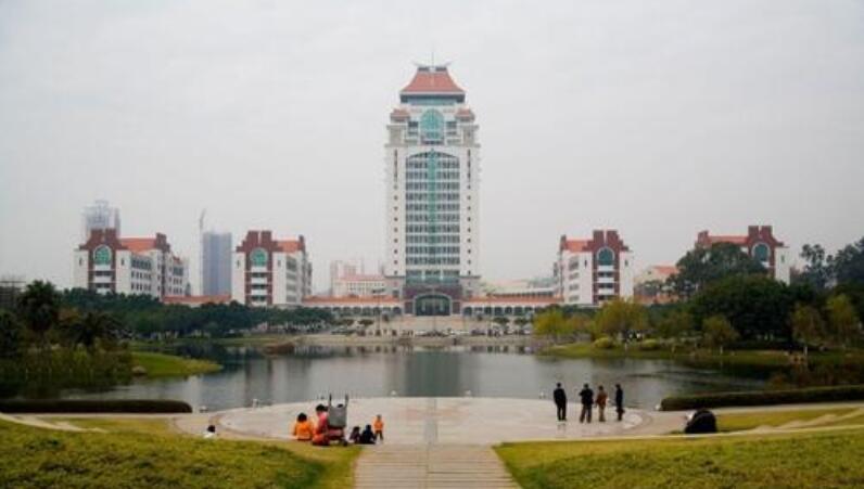 西双版纳职业技术学院